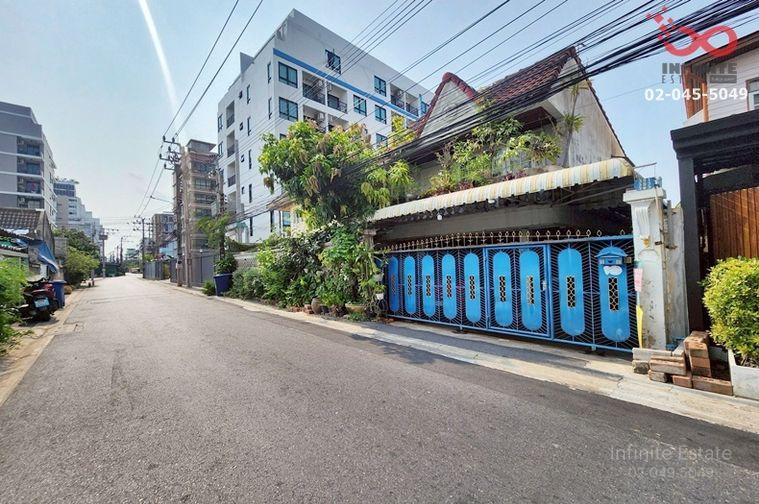 รูป ขายที่ดินพร้อมบ้าน 2ชั้น ซอยลาดพร้าว 48 สุทธิสาร - ห้วยขวาง ใกล้รถไฟฟ้า - รูปที่ 2/6