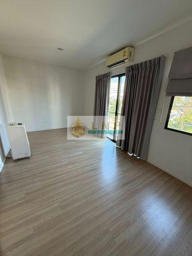 รูป 🏠 ให้เช่าบ้าน : Baan Klang Muang Rama 9 - On Nut (บ้านกลางเมือง พระราม 9 - อ่อนนุช) รหัสทรัพย์ | 📌LNP-H987 - รูปที่ 11/12