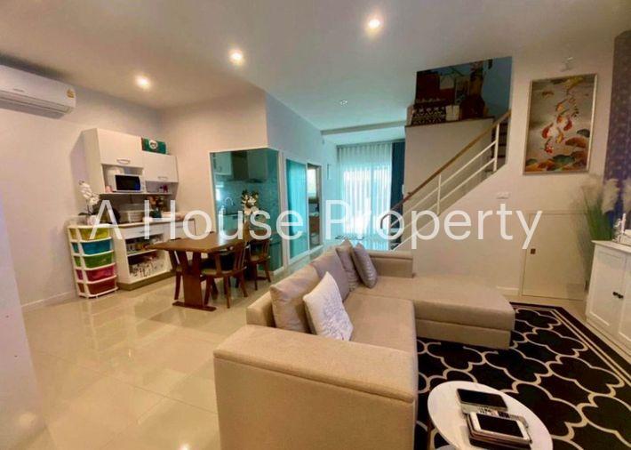 picture Two-story semi-detached house with complete functionality, near Pattaya city, in Supalai Ville village. - 4/9