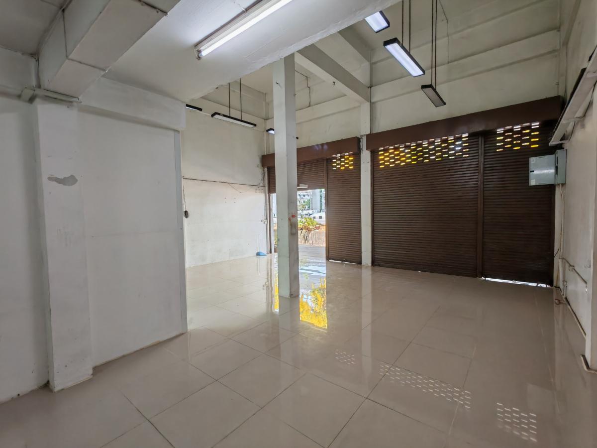 รูป ติดถนนใหญ่ ใกล้รถไฟฟ้า MRT คลองบางไผ่ 700 เมตร เช่าตึกแถว บางบัวทอง 2 คูหา ติด ถนนกาญจนาภิเษก    เหมาะทำออฟฟิศ โกดังเก็บสินค้า  - รูปที่ 11/24