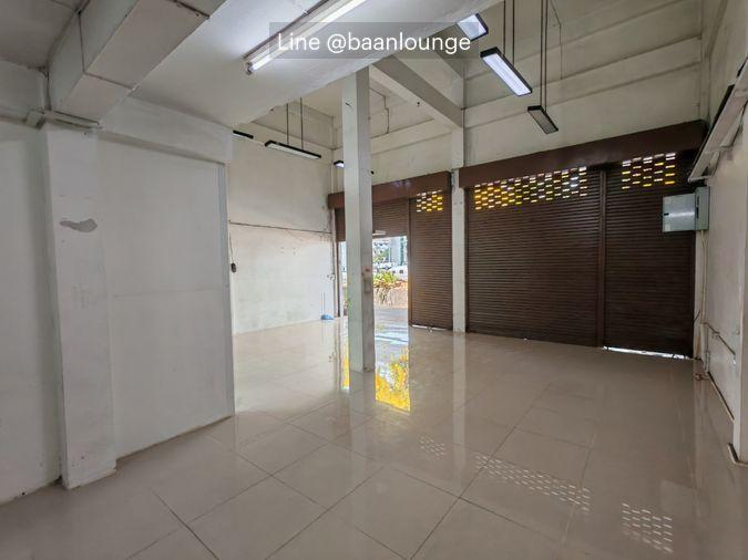 รูป ติดถนนใหญ่ ใกล้รถไฟฟ้า MRT คลองบางไผ่ 700 เมตร เช่าตึกแถว บางบัวทอง 2 คูหา ติด ถนนกาญจนาภิเษก - รูปที่ 8/24