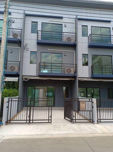 รูป P-50222 🏡 ทาวน์โฮม 3 ชั้น ใหม่มาก! บ้านกลางเมือง พระราม 9-อ่อนนุช ใกล้ Airport Link บ้านทับช้าง Line ID: @easythaihome 085-592-2897 - รูปที่ 1/47