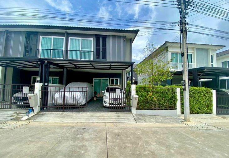picture Two-story semi-detached house with complete functionality, near Pattaya city, in Supalai Ville village. - 1/9