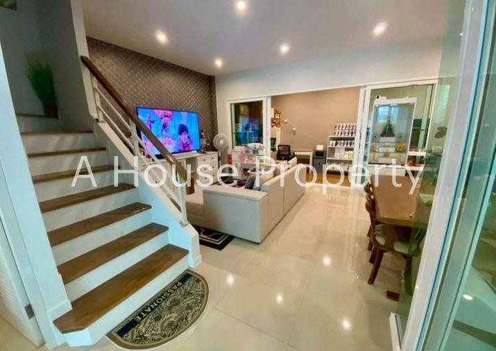 picture Two-story semi-detached house with complete functionality, near Pattaya city, in Supalai Ville village. - 5/9