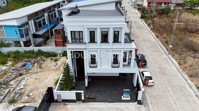 รูป ขายบ้านเดี่ยว โครงการคุณภาพ ทำเลเมืองใหม่ พระยาสัจจา ใกล้ตัวเมืองชลบุรี - รูปที่ 2/18