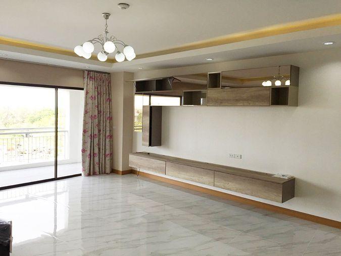 รูป Call : 086-151-6660 ปัญญารีสอร์ท คอนโดมิเนียม ใกล้เซ็นทรัลศรีราชา ห้องใหญ่พิเศษ 160 ตารางเมตร 2 ห้องนอน 2 ห้องน้ำ วิวภูเขา ตกแต่งครบ - รูปที่ 1/13