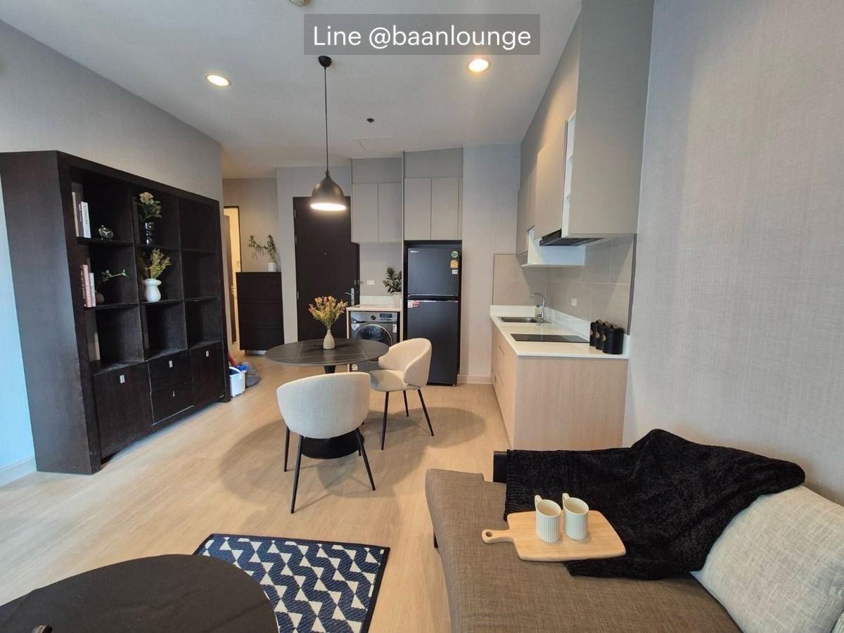 รูป Baan Klang Krung Siam - Pathumwan (บ้าน กลางกรุง สยาม - ปทุมวัน) พื้นที่ 67 ตร.ม. 2 ห้องนอน 2 ห้องน้ำ ชั้น9 - รูปที่ 2/5