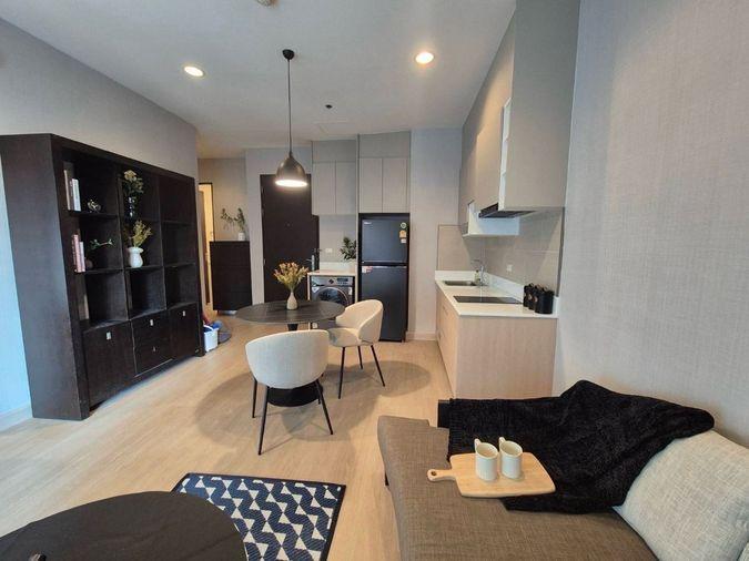 picture Baan Klang Krung Siam - Pathumwan    67 sq.m.  2 Bedrooms, 2 Bathrooms  9th Floor - 2/5