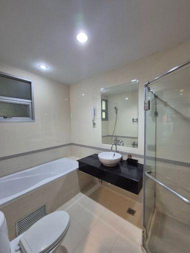 picture Baan Klang Krung Siam - Pathumwan    67 sq.m.  2 Bedrooms, 2 Bathrooms  9th Floor - 5/5