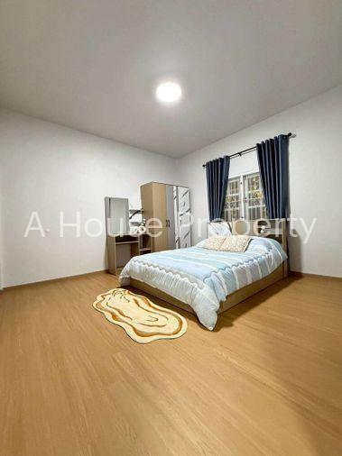 รูป บ้านเดี่ยวทำเลดี ใกล้สนามบินเครือสหพัฒน์ ศรีราชา ชลบุรี น่าอยู่มาก - รูปที่ 9/17