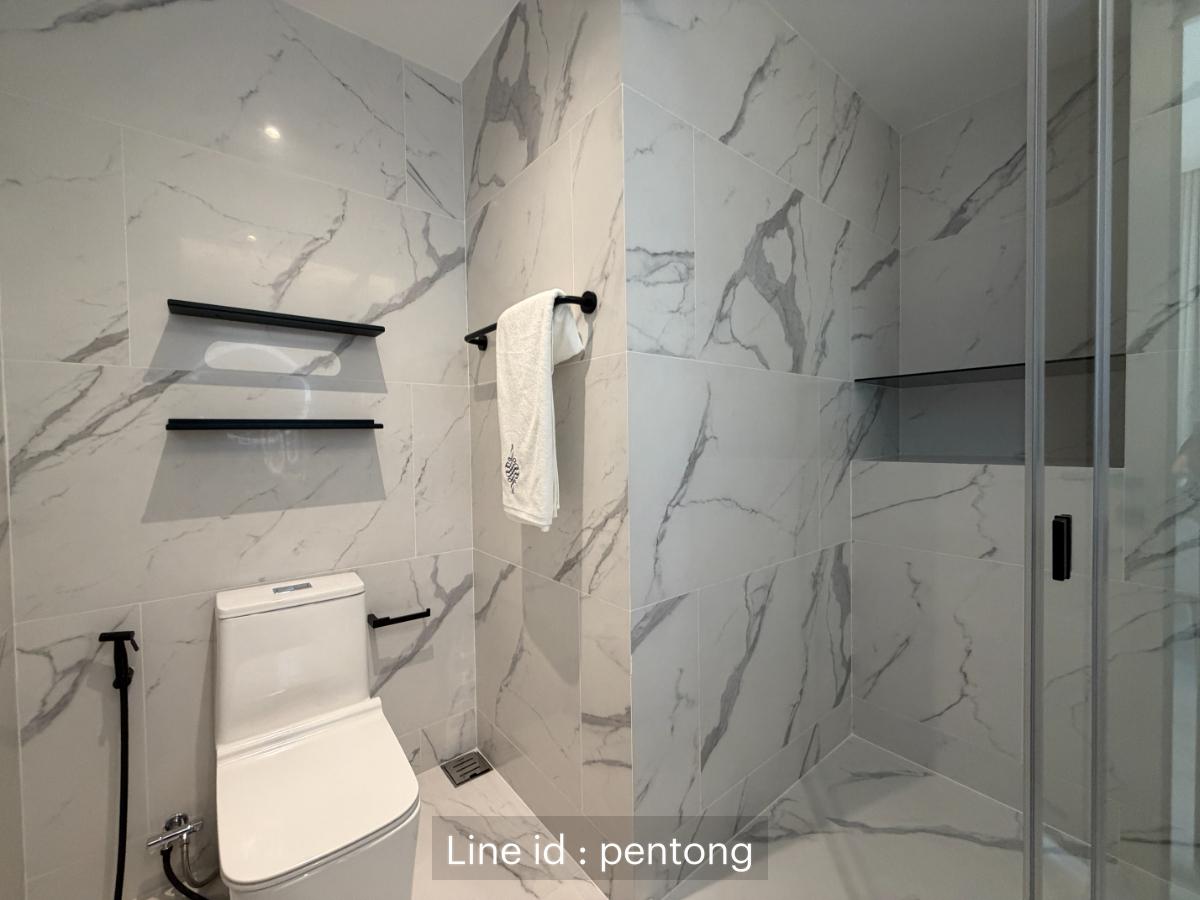 รูป กว้างกว่าที่คิด ใช้ชีวิตได้เต็มพื้นที่ The Room Phayathai ห้องหน้ากว้าง 2 ห้องนอน 70 ตร.ม. ฟรีเฟอร์ฯ พร้อมอยู่ - รูปที่ 8/14