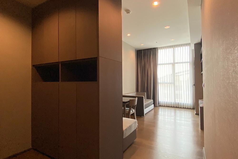 รูป 🔥 เช่าด่วน !! The Diplomat Sathorn, 1 ห้องนอน, 1 ห้องน้ำ, ชั้นสูง 18++, ทำเลดี!!🔥Code C20221201583 แต่งครบ, พร้อมเข้าอยู่ 📣 - รูปที่ 6/7