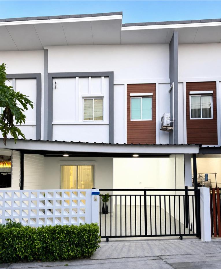 รูป Townhome for Sale Tungklom Tanman East Pattaya Fully Built-in - รูปที่ 18/18