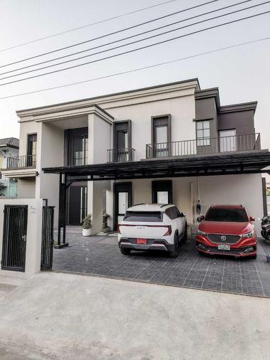 รูป 🔥ขาย บ้านเดี่ยวสไตล์ Modern English หมู่บ้านสินพัฒนาธานี Sinpattana Thani Village  หลังสนามหลวง 2 หลังใหญ่ ✨  พื้นที่เยอะ พร้อมโซล่าเซลล์ - รูปที่ 10/11