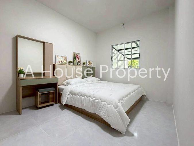 รูป ขายถูก ทาวน์เฮ้าส์รีโนเวทใหม่ ใกล้ตลาดบึงวรกิจ ศรีราชา - รูปที่ 9/15