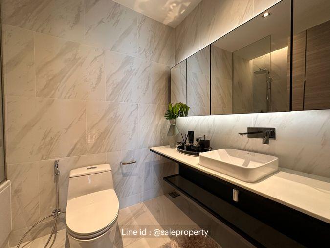picture 🔥Hot Deal🔥 Exclusive Unit from Developer 𝐓𝐡𝐞 𝐑𝐨𝐨𝐦 Sukhumvit 38 1 bedroom in the middle of Sukhumvit - 7/17