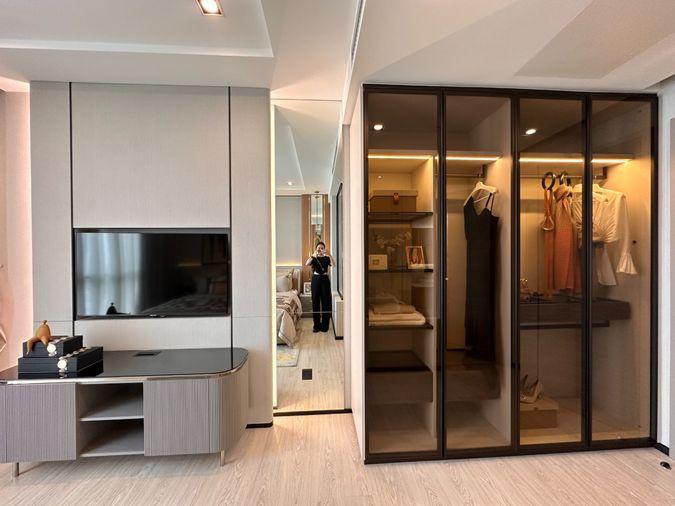 picture The Room Sukhumvit 38, 2 bedrooms, 2 bathrooms, with space for every function. - 12/15