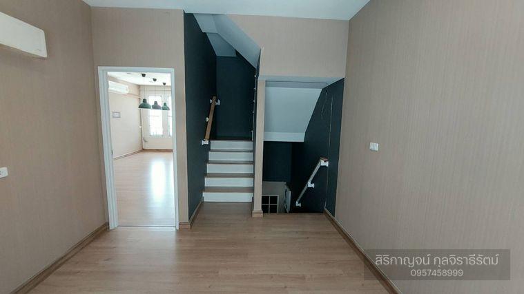 รูป ให้เช่าทาวน์โฮม 3 ชั้น โกลเด้นทาวน์ ซ.นวมินทร์ 42 แยก 27 บึงกุ่ม 5 ห้องนอน 4 ห้องน้ำ ต่อเติมครบ ไซส์ใหญ่ที่สุดในโครงการ - รูปที่ 17/29