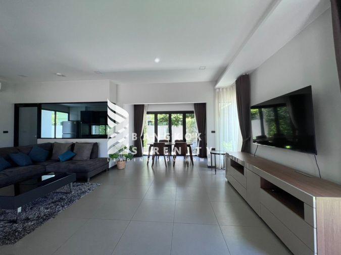 picture Pet friendly townhouse for rent at Vive Bangna - 5/38