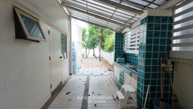 รูป บ้านเดี่ยว บ้านสวนพุทธมณฑล สาย1 หลังมุม เฟอร์จัดเต็ม พร้อมอยู่ - รูปที่ 7/34
