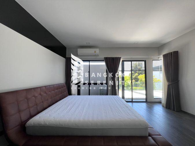 picture Pet friendly townhouse for rent at Vive Bangna - 13/38