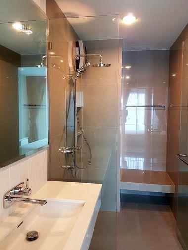 picture Urgent Sale ðĨ Rhythm Sukhumvit 42 ðĨ Beautiful view, great ventilation, cool and comfortable breeze. Close to BTS Ekkamai. - 5/5