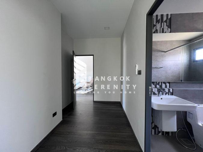 picture Pet friendly townhouse for rent at Vive Bangna - 29/38