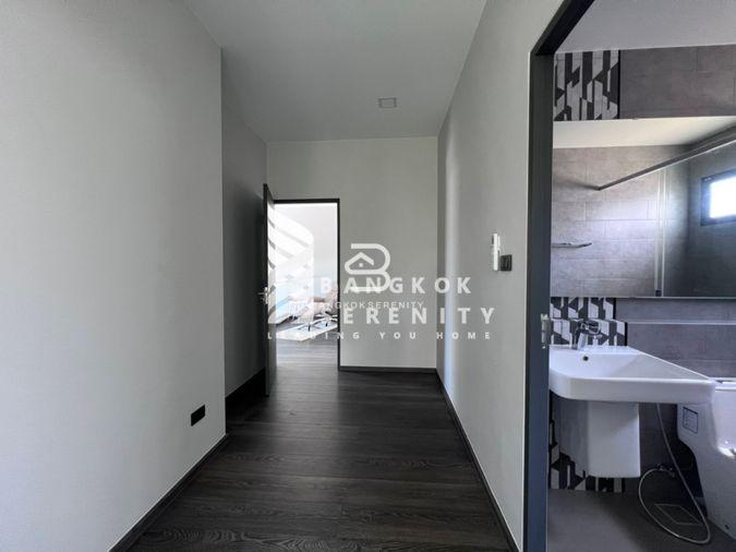 picture Pet friendly townhouse for rent at Vive Bangna - 29/38
