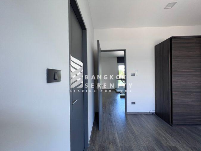 picture Pet friendly townhouse for rent at Vive Bangna - 23/38