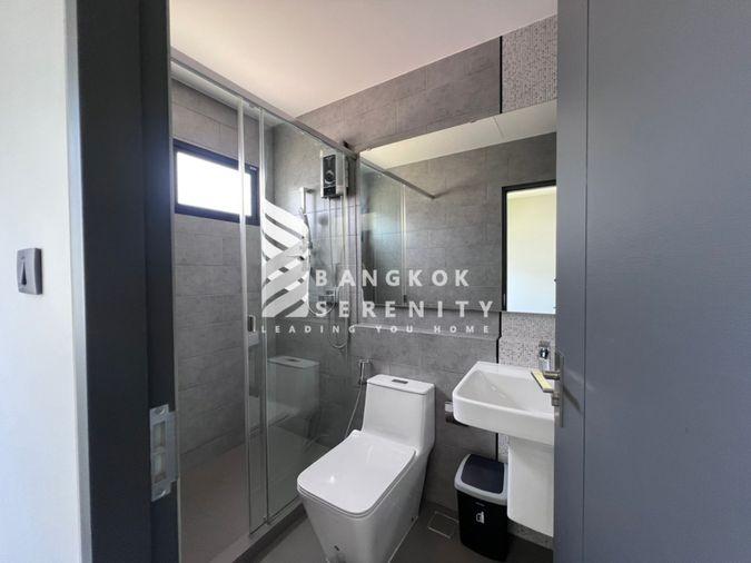 picture Pet friendly townhouse for rent at Vive Bangna - 25/38