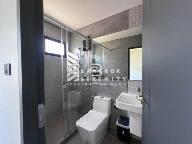 picture Pet friendly townhouse for rent at Vive Bangna - 25/38