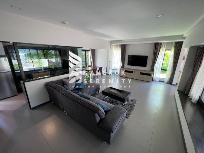picture Pet friendly townhouse for rent at Vive Bangna - 32/38
