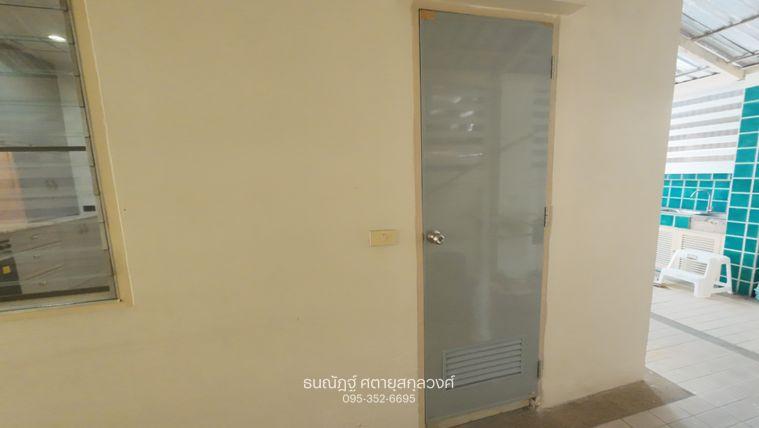 picture Baan Suan Phutthamonthon Sai 1, detached corner unit, fully furnished, ready to move in. - 10/34