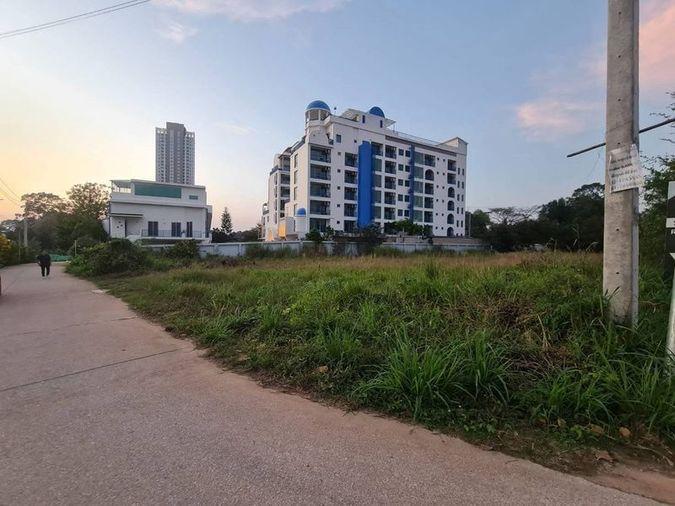 picture Beachfront land for sale in Bang Saray with stunning sea views. Rare location. - 5/8