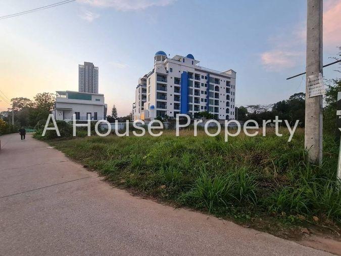 picture Beachfront land for sale in Bang Saray with stunning sea views. Rare location. - 5/8