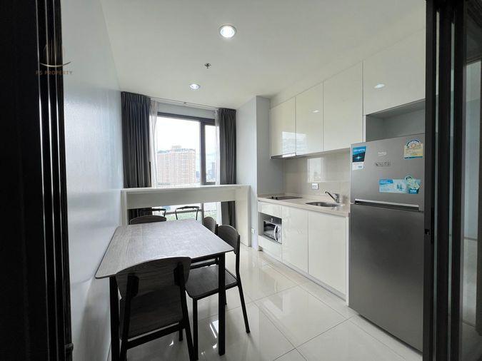 picture Urgent Sale ðĨ Rhythm Sukhumvit 42 ðĨ Beautiful view, great ventilation, cool and comfortable breeze. Close to BTS Ekkamai. - 3/5