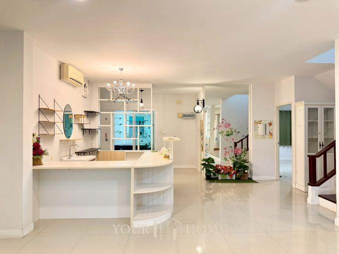 รูป 12.9 ล้าน บ้านหลังใหญ่ ทำเลหายาก | บ้านแปลงมุม ตรงข้ามสวน | Lake Valley บ่อวิน 5 ห้องนอน 4 ห้องน้ำ - รูปที่ 3/53