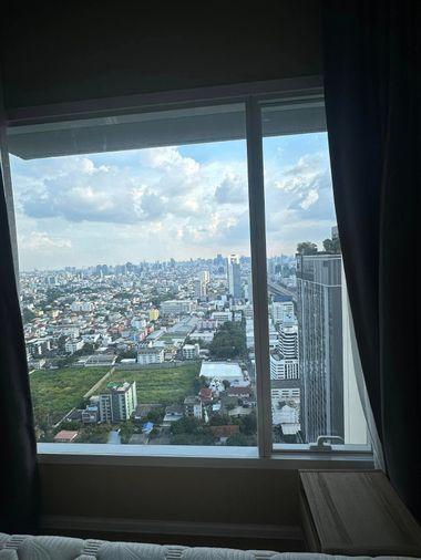 รูป 💎 สัมผัสชีวิตเหนือระดับ! คอนโด The Saint Residences พร้อมเฟอร์นิเจอร์ครบ (DSL1761) - รูปที่ 8/8