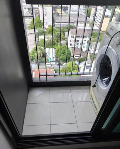 picture 🏢🌿 Condo for Rent at Life Sukhumvit 62 near BTS Skytrain Bang Chak Station 🚆✨ - 3/4