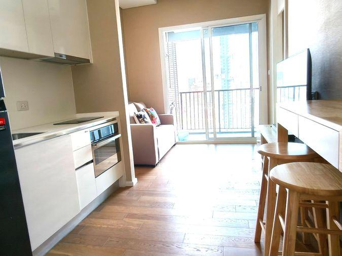 picture 🏙️ Rent The Saint Residences: Premium condo with excellent connectivity (DSL2334) - 2/9
