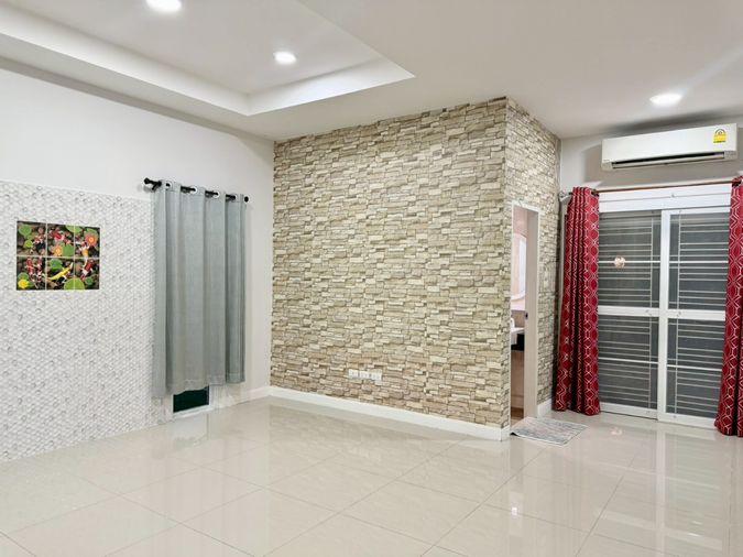 รูป 12.9 ล้าน บ้านหลังใหญ่ ทำเลหายาก | บ้านแปลงมุม ตรงข้ามสวน | Lake Valley บ่อวิน 5 ห้องนอน 4 ห้องน้ำ - รูปที่ 7/53