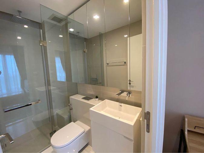 รูป 📍 สัมผัสชีวิตเหนือระดับ! คอนโด The Saint Residences พร้อมเฟอร์นิเจอร์ครบ (DSL837) - รูปที่ 10/12
