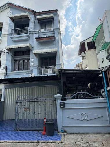 รูป 🔥 ขาย ทาวน์เฮ้าส์ 3 ชั้นราคาสุดคุ้ม ✅ บ้านกลางเมือง รัชดา–เหม่งจ๋าย Baan Klang Muang Ratchada–Mengjai ใกล้ MRT ห้วยขวาง - รูปที่ 2/15