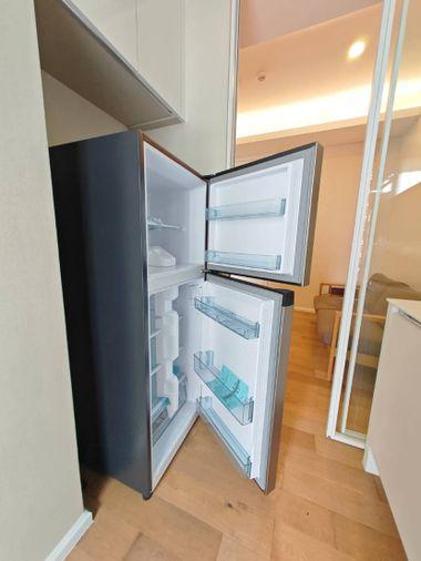 รูป 💎 สัมผัสชีวิตเหนือระดับ! คอนโด The Saint Residences พร้อมเฟอร์นิเจอร์ครบ (DSL2161) - รูปที่ 3/7