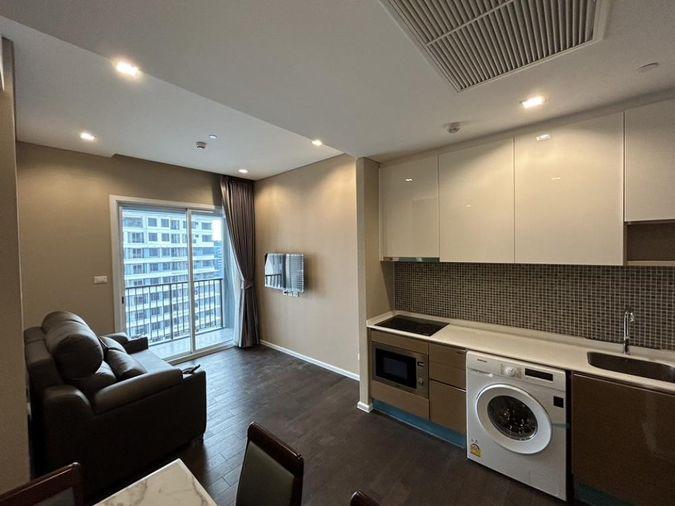 picture 🏙️ Rent The Saint Residences: Premium condo with excellent connectivity (DSL1579) - 1/15