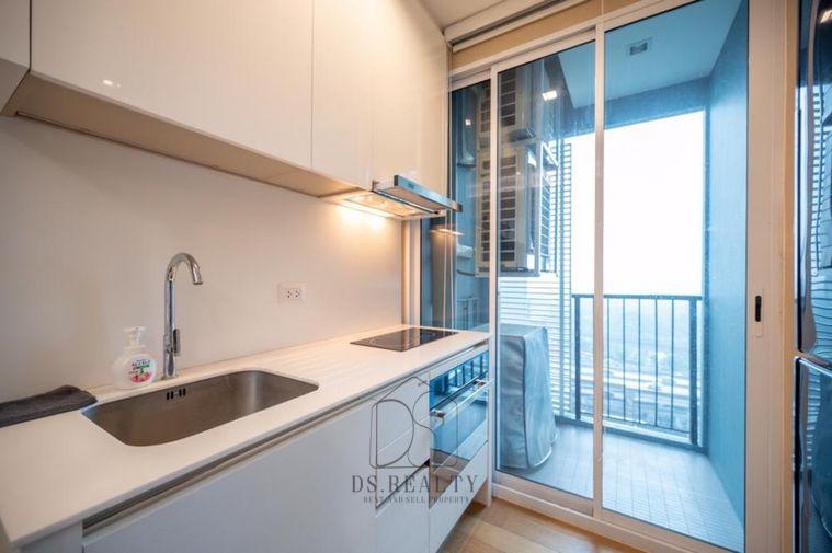 รูป 🏙️ สัมผัสชีวิตเหนือระดับ! คอนโด The Saint Residences พร้อมเฟอร์นิเจอร์ครบ (DSL476) - รูปที่ 16/20