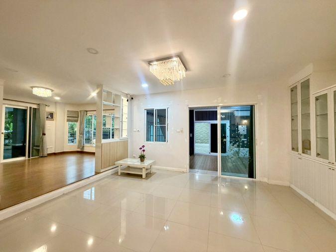รูป 12.9 ล้าน บ้านหลังใหญ่ ทำเลหายาก | บ้านแปลงมุม ตรงข้ามสวน | Lake Valley บ่อวิน 5 ห้องนอน 4 ห้องน้ำ - รูปที่ 41/53