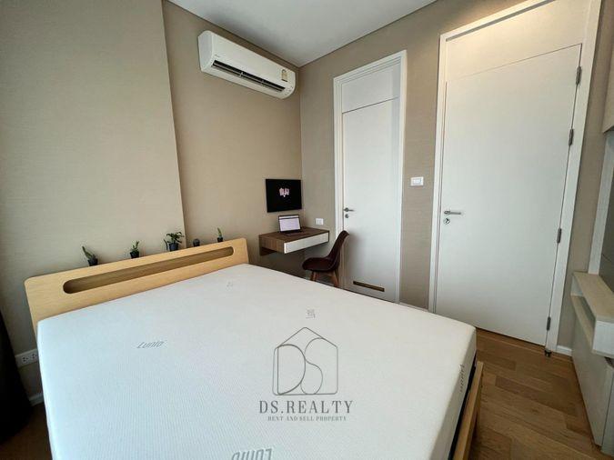 รูป 🔥 สัมผัสชีวิตเหนือระดับ! คอนโด The Saint Residences พร้อมเฟอร์นิเจอร์ครบ (DSL538) - รูปที่ 1/13