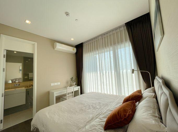 รูป ✨ สัมผัสชีวิตเหนือระดับ! คอนโด The Saint Residences พร้อมเฟอร์นิเจอร์ครบ (DSL537) - รูปที่ 11/14