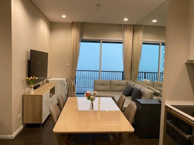 รูป 💎 สัมผัสชีวิตเหนือระดับ! คอนโด The Saint Residences พร้อมเฟอร์นิเจอร์ครบ (DSL1555) - รูปที่ 2/10